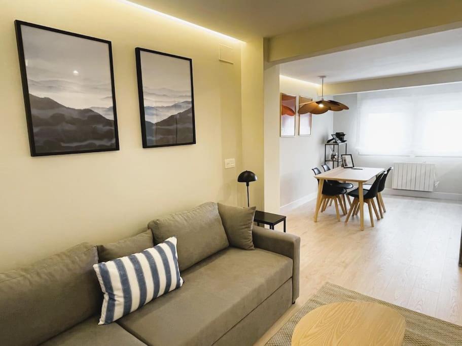 Calida Estancia Descubre La Ciudad บิลเบา ภายนอก รูปภาพ